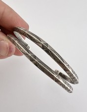 Vtg Navajo Fred Harvey Era Sterling Silver Stamped Carinated Cuff Bracelet - Additional view 6