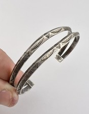 Vtg Navajo Fred Harvey Era Sterling Silver Stamped Carinated Cuff Bracelet - Additional view 7