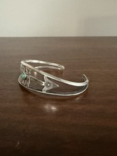 Vintage Navajo Fred Harvey Era Turquoise Whirling Log Silver Arrow Cuff Bracelet - Additional view 3