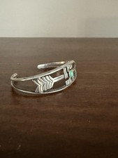 Vintage Navajo Fred Harvey Era Turquoise Whirling Log Silver Arrow Cuff Bracelet - Additional view 4