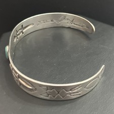 Early Fred Harvey Native Silver Arrow Sterling Green Turquoise Lizard Cuff 6.75” - Additional view 8