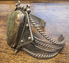 Vintage 1930-60s Southwestern Silver & Turquoise Cuff Bracelet - Fred Harvey Era - Additional view 2