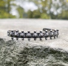1940s Vintage Sterling Silver 925 Navajo Fred Harvey Repousse Stamped Cuff