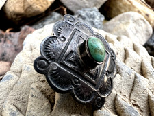 Single vintage TURQUOISE + STERLING SILVER earring Fred Harvey Era concho style - Additional view 2