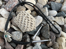 Vintage SOUTHWESTERN FRED HARVEY ERA bolo snake eye turquoise thunderbird 17.5