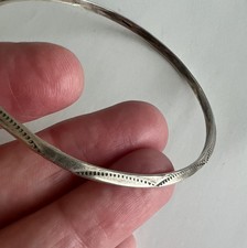 Vintage Sterling Silver Fred Harvey Navajo Stamped Carinated Bangle BRACELET