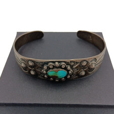 Fred Harvey Era Navajo Sterling Silver Turquoise Arrows Stamped Cuff Bracelet - Additional view 1