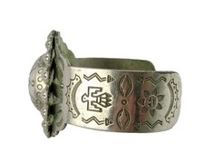 Vtg Fred Harvey Era Navajo Domed Thunderbird Morning Stars Cuff Bracelet - Additional view 2