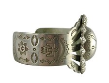 Vtg Fred Harvey Era Navajo Domed Thunderbird Morning Stars Cuff Bracelet - Additional view 4