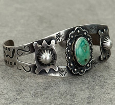 OLD FRED HARVEY ERA Navajo Turquoise RATTLESNAKE BUTTON Sterling Bracelet 6.75in - Additional view 2