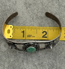 OLD FRED HARVEY ERA Navajo Turquoise RATTLESNAKE BUTTON Sterling Bracelet 6.75in - Additional view 11