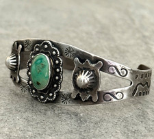 OLD FRED HARVEY ERA Navajo Turquoise RATTLESNAKE BUTTON Sterling Bracelet 6.75in - Additional view 3