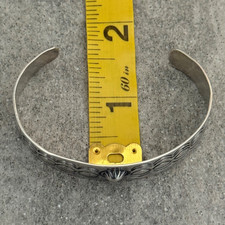 Vintage FRED HARVEY ERA Navajo REPOUSSE/FLUTED STAMPED Silver Bracelet 6.25 in - Additional view 10