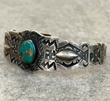 Old FRED HARVEY ERA Navajo Turquoise WHIRLING LOG REPOUSSE Sterling Bracelet 7in - Additional view 3