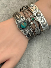 Old FRED HARVEY ERA Navajo Turquoise WHIRLING LOG REPOUSSE Sterling Bracelet 7in - Additional view 4