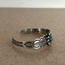 1930s Fred Harvey Era IH Coin Silver Turquoise Southwestern Cuff Bracelet - Additional view 4