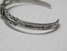 VINTAGE PAWN NAVAJO INDIAN HARVEY STERLING SILVER TURQUOISE SML SIZE BRACELET - Additional view 2