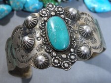 Harvey Era NAVAJO Blue Gem TURQUOISE Repousse Coin Silver THUNDERBIRD Bracelet