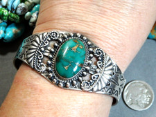 Fred HarveyEra NAVAJO Maisels Nevada TURQUOISE Sterling Silver 45g Cuff Bracelet - Additional view 1