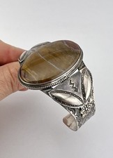Vtg Fred Harvey Era Navajo Sterling Silver Petrified Wood Stamped Cuff Bracelet - Additional view 8