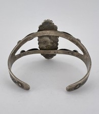Vtg Fred Harvey Era Navajo Sterling Silver Petrified Wood Stamped Cuff Bracelet - Additional view 5