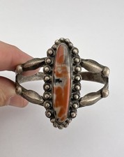 Vtg Fred Harvey Era Navajo Sterling Silver Petrified Wood Stamped Cuff Bracelet - Additional view 7