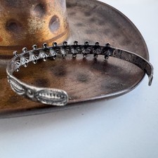 Fred Harvey Vintage Navajo Sterling Silver Cuff Bracelet Repousse 1940s 925 Cuff - Additional view 2