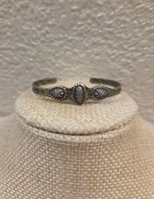 Native American Fred Harvey Child's / Toddler's Cuff Bracelet - Additional view 1